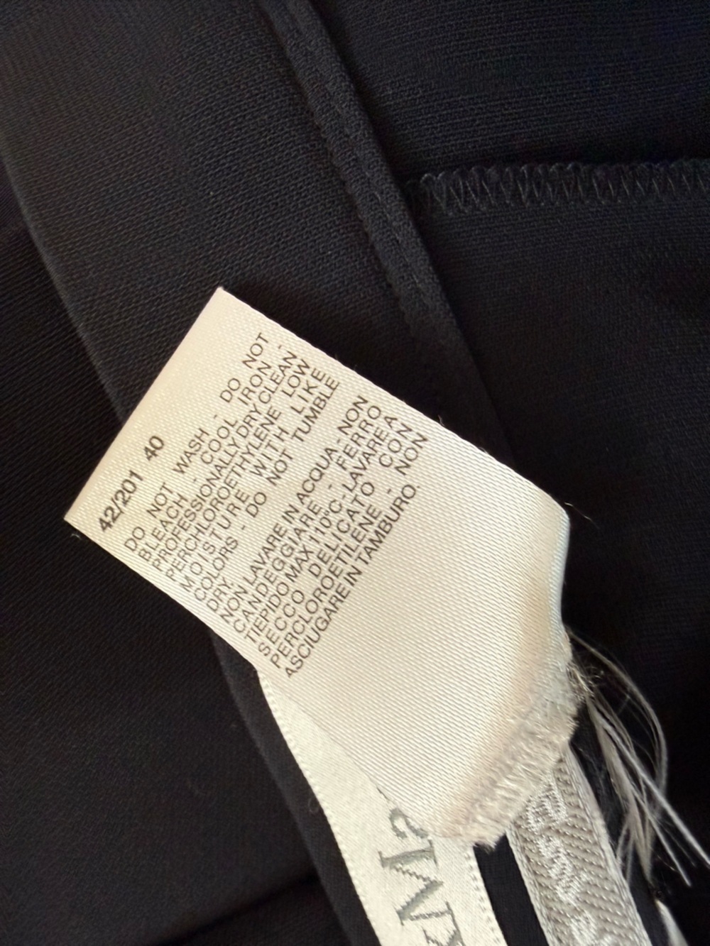 Max Mara Skirt Size 6 black A-Line Pleated Midi Luxury Designer - Picture 6 of 11